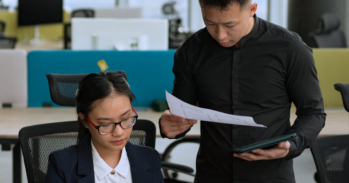 The Essential AI Tools VAs Use for Business Growth